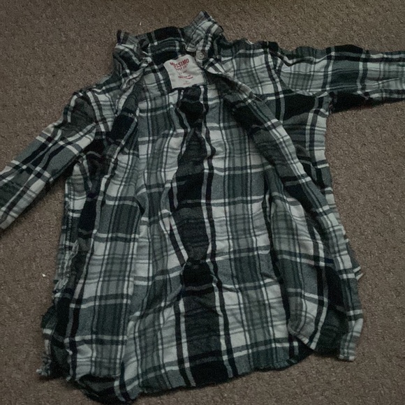 Long sleeve black and white flannel - Picture 4 of 4